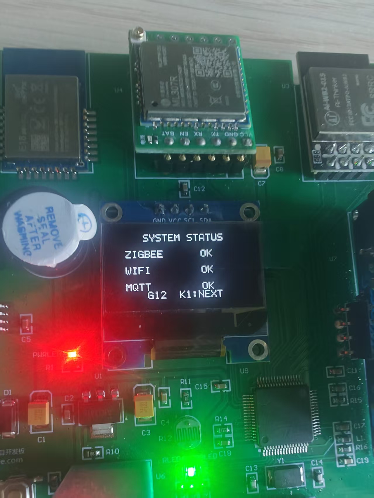 STM32 OLED 第3页:网络状态界面,逐行显示 Zigbee、WiFi、MQTT 三项连接状态